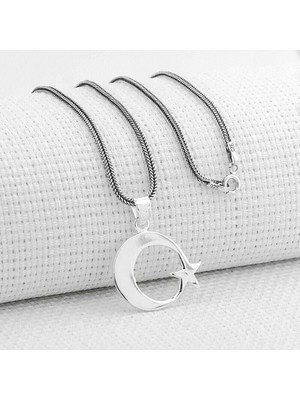 Ay Yıldız Tasarımlı  925 Ayar Gümüş Erkek Kolye