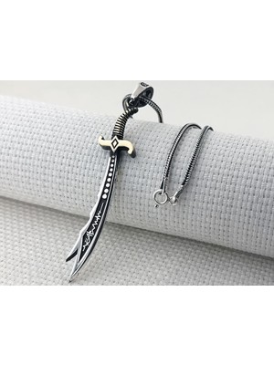 Kalp Atışı Hz Ali Yazılı Büyük Boy Zulfikar 925 Ayar Gümüş Erkek Kolye