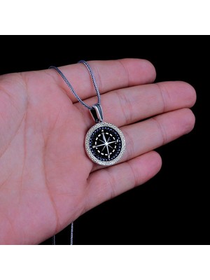 Mikro Taşlı Pusula 925 Ayar Gümüş Erkek Kolye