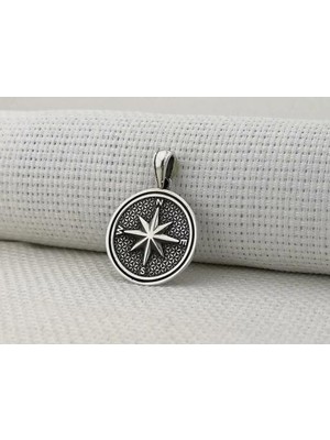 Yuvarlak Pusula Tasarılı 925 Ayar Gümüş Erkek Kolye  Ucu