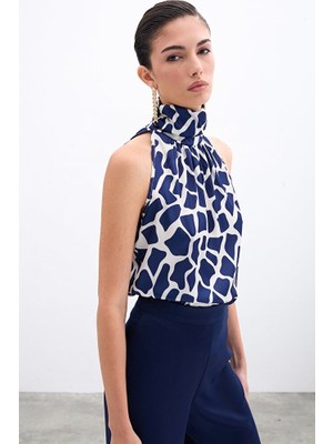 Boğazlı Kolsuz Bluz - Bej-Lacivert