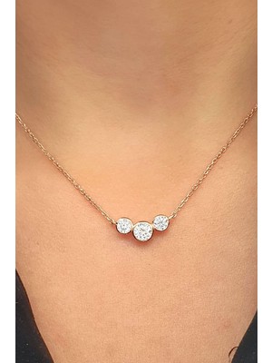 Ose Shop Pırlanta Parlaklığında Zirkon Taşlı 925 ayar Gümüş Rose Tria Kolye
