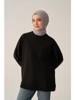 Siyah-Pamuklu Aplikeli Sweatsirt