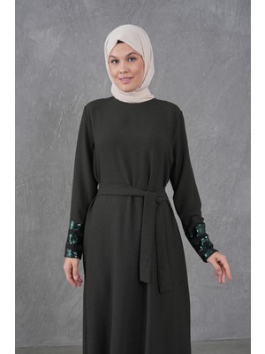 Manşeti Aksesuarlı Günlük Elbise