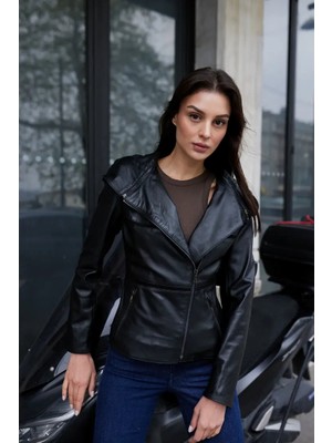 Capuella Kapşonlu Hakiki Deri Ceket Siyah