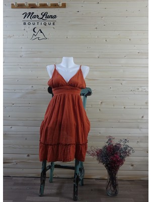 V Yaka Askılı Müslin Yazlık Elbise