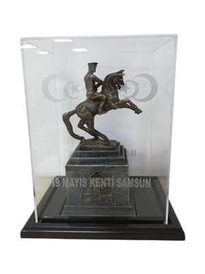 Atatürk Heykeli Büyük Boy Pleksi