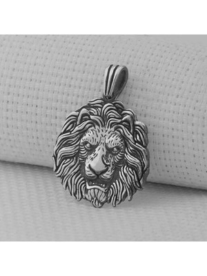Tutaste Jewellery Yeleli Aslan  925 Ayar Gümüş Erkek Kolye Ucu