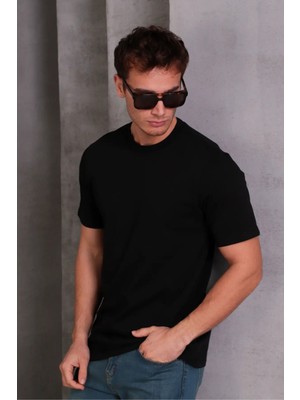 Erkek Relax Fit Bisiklet Yaka %100 Pamuk Rahat Kesim Basic Tişört