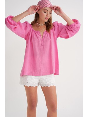 4707 Kadın Yakası Büzgülü Kolu Lastikli Bol Müslin Bluz Pembe