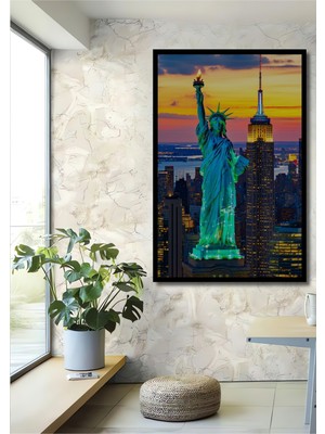 Çerçeve Görünümlü Özgürlük Heykeli ve Empire State Binası Yağlı Boya Görünümlü Ahşap Ofis Tablo