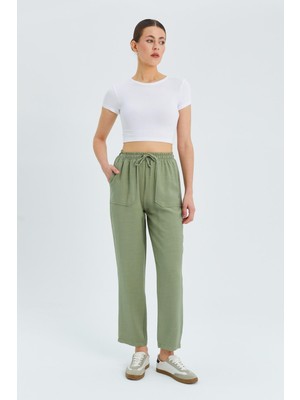 4617 Kadın Çift Cepli Dökümlü Pantolon Çağla