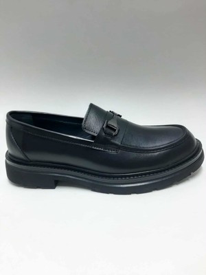 Zeybek Hakiki Deri Siyah Bağcıksız Kalın Hafif Taban Tokalı Loafer Model Erkek Ayakkabı C-911108ZYBK