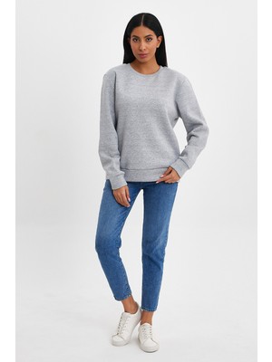 Kadın Bisiklet Yaka Rahat Kalıp 3 Iplik Içi Polarlı Kalın Sweatshirt SPR24SWK36