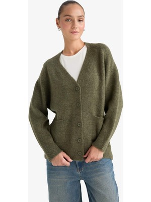 DeFacto Oversize Geniş Kalıp V Yaka Yumuşak Dokulu Düğmeli Hırka F2902AX25WN