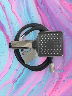 Şık Siyah Duş Seti, Silikon Başlık ve Mafsal ile Konforlu Temizlik