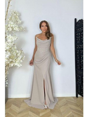 G1555 Taş ve Drape Detaylı Tasarım Abiye Elbise Bej