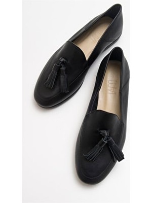 Luvi F04 Siyah Cilt Hakiki Deri Püsküllü Kadın Loafer Ayakkabı