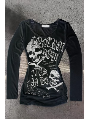 Siyah Gothic Skulls Control Geniş Yaka Y2K Uzun Kollu Crop