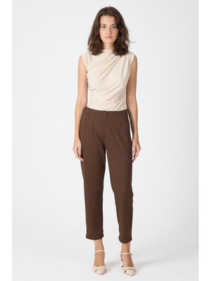 Kahve Yüksek Bel Pens Detaylı Kadın Pantolon 8122A