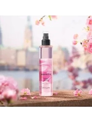 Oriflame Sensity Pink Bloom Sprey Kolonya 200 Ml Ferahlatıcı Koku ile Yaz İçin İdeal