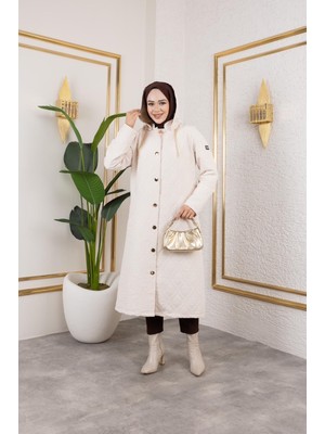 Nisan Kadın Büyük Beden Ara Boy Kapüşonlu Düğmeli Kapitone Ceket/mont