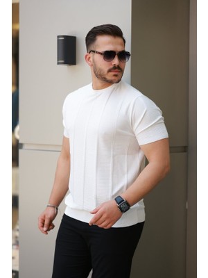 Erkek Desenli Çizgi Kabartmalı Kısa Kollu Tişört