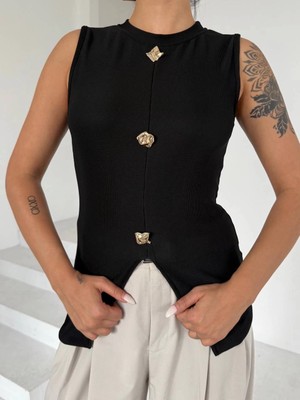 Biçomi Kadın Siyah Bisiklet Yaka Gold Düğmeli Ottoman Bluz S2310