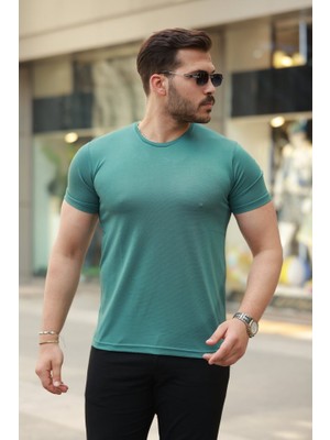 Erkek Bisiklet Yaka Basic Kısa Kollu Tişört