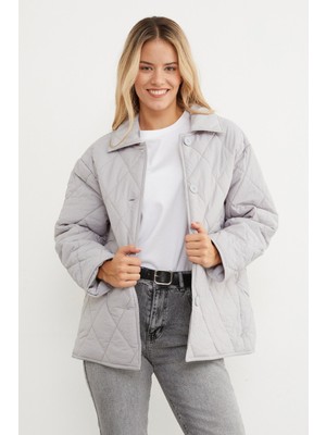 FullaModa Kapitone Desenli Oversize Düğmeli Mont Kadın Gri Renk Uzun Kol Günlük Stil XL Beden