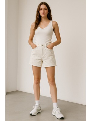 Lızzıe Klasik Kesim Jean Şort