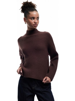 Dik Yaka Uzun Kollu Rahat Kalıp Basic Triko Kazak