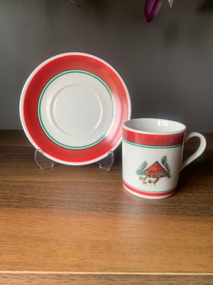 Yeni Yıl-Noel Geyikli Ev Model 4 Parça 2 Kişilik Porselen Türk Kahvesi Fincan Takımı