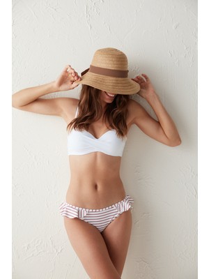 Penti Çizgili Fırfır Detayşo Pietra Slip Bikini Altı
