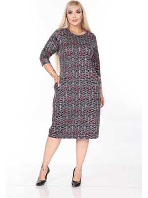 Modayız Çift Cepli Desenli Esnek Kışlık Büyük Beden Midi Elbise 44A-2701
