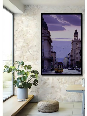 Çerçeve Görünümlü Lizbon Nostaljik Tramvay Yağlı Boya Görünümlü Dekoratif Ahşap Ofis Kare Tablo