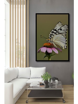 Çerçeve Görünümlü Narin Kelebek ve Pembe Çiçek Yağlı Boya Görünümlü Dekoratif Ahşap Ofis Kare Tablo