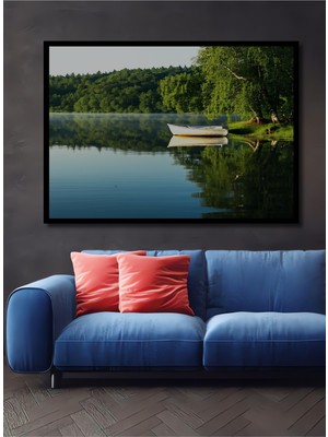 Çerçeve Görünümlü Sakin Göl ve Tekne Manzarası Yağlı Boya Görünümlü Dekoratif Ahşap Ofis Kare Tablo