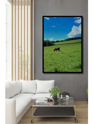 Çerçeve Görünümlü Yeşil Vadi Inek Manzarası Yağlı Boya Görünümlü Dekoratif Ahşap Ofis Kare Tablo