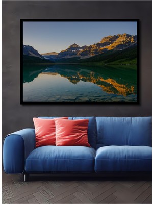 Çerçeve Görünümlü Dağ Gölünün Huzurlu Yansıması Yağlı Boya Görünümlü Ahşap Ofis Kare Tablo