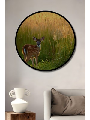 Çerçeve Görünümlü Altın Işıkta Geyik Yavrusu Yağlı Boya Görünümlü Ahşap Ofis Yuvarlak Tablo