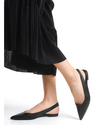 Kadın Lcy Babet – Siyah Cilt, Sivri Burun, Lastikli ve Konforlu Şık Tasarım