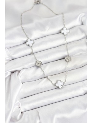 Zarif Kadın Için Silver Çelik Zirkonlu Beyaz Yonca Zincir Kolye