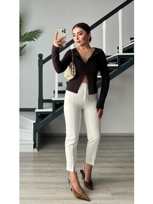 Beyaz Paça Yırtmaçlı Likralı Kumaş Pantolon