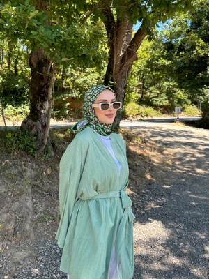 Güneş Desenli Eşarp Siyah Yeşil