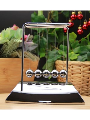 Kişiye Özel Newton Denge Topları – Masaüstü Dekor ve Stres Giderici