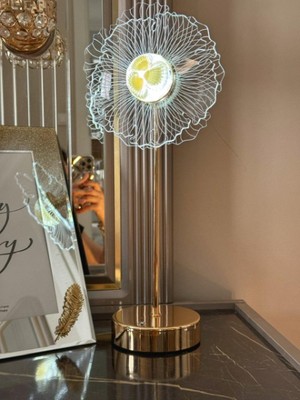 Çiçek Tasarımlı LED Masa Lambası