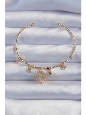 Pirinç Altın Renk Zirkon Taşlı Yonca Model Charm Bileklik