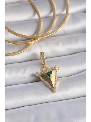 Pirinç Gold Renk Zirkon Taşlı 3D Üçgen Model Ajda Charm