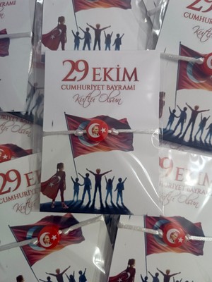 20 Adet Cumhuriyet Bayram Hediyesi Bileklik